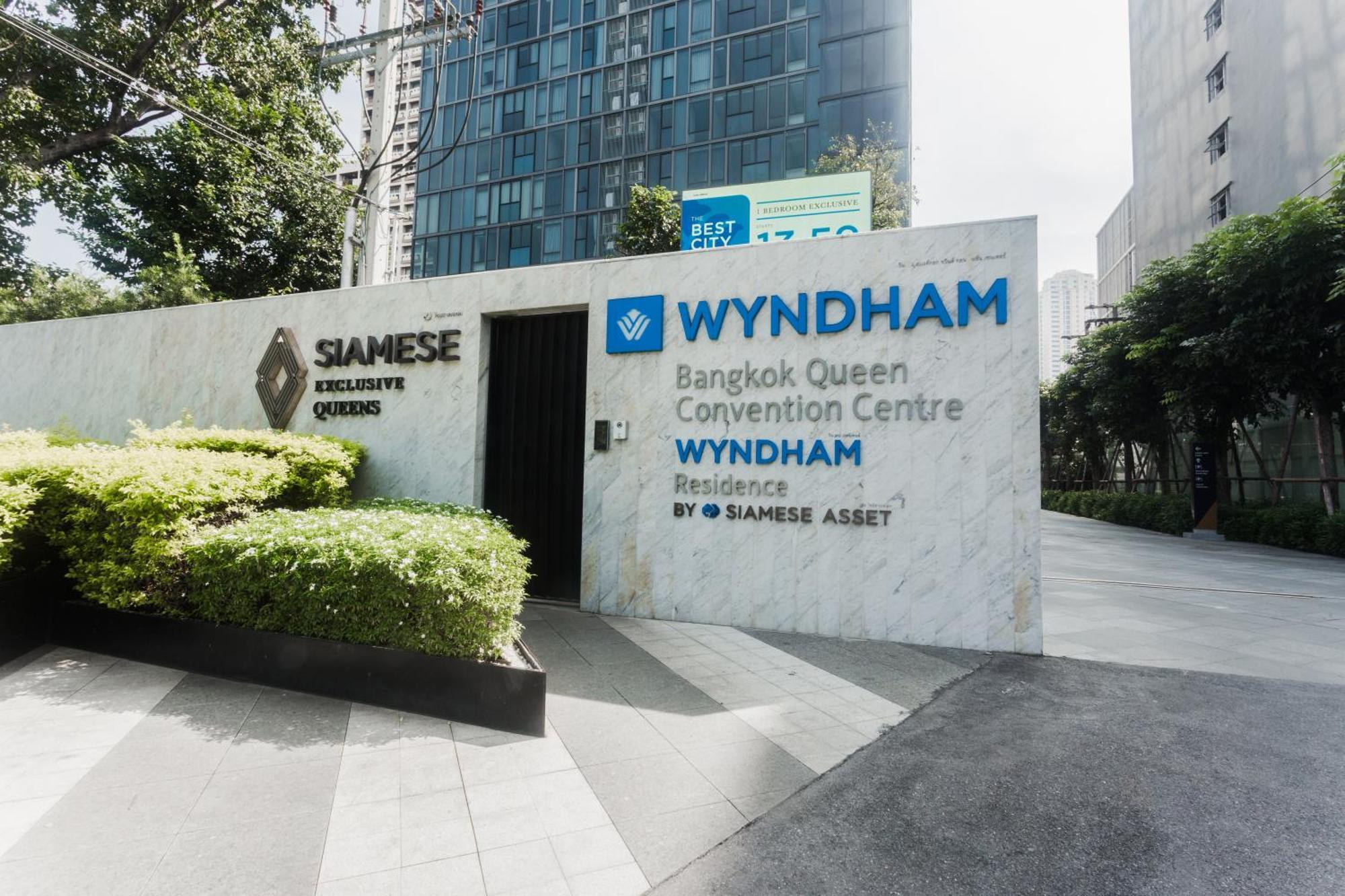 Wyndham Bangkok Queen Convention Centre Kültér fotó